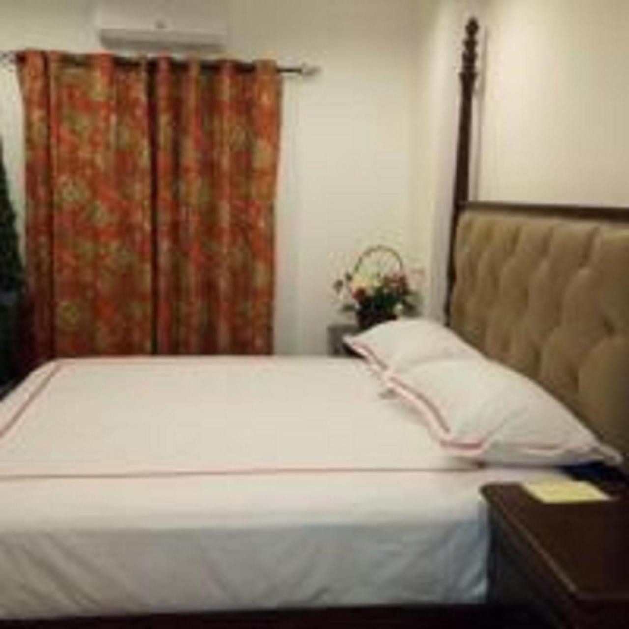 Doc'S Suite Accra Exterior photo